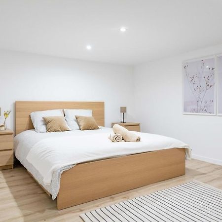 Grand T4 Avec 3Sdb - Quartier Joliette - Ideal Familles Et Groupes Marseille Exterior photo