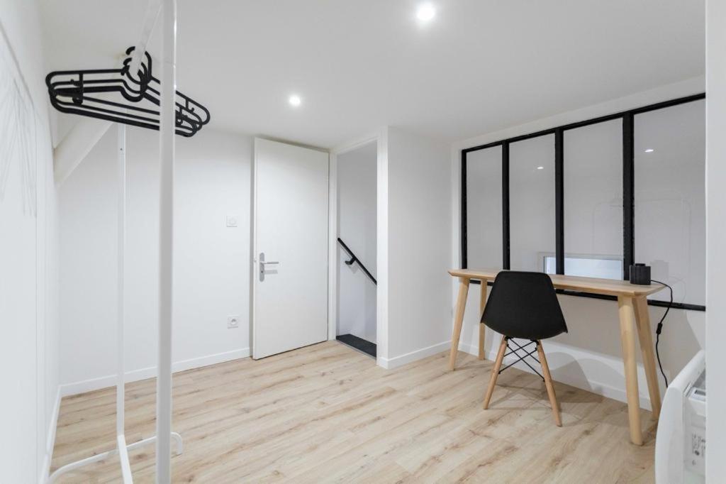Grand T4 Avec 3Sdb - Quartier Joliette - Ideal Familles Et Groupes Marseille Exterior photo