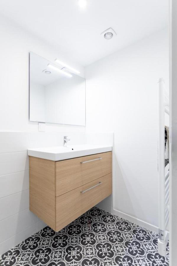 Grand T4 Avec 3Sdb - Quartier Joliette - Ideal Familles Et Groupes Marseille Exterior photo