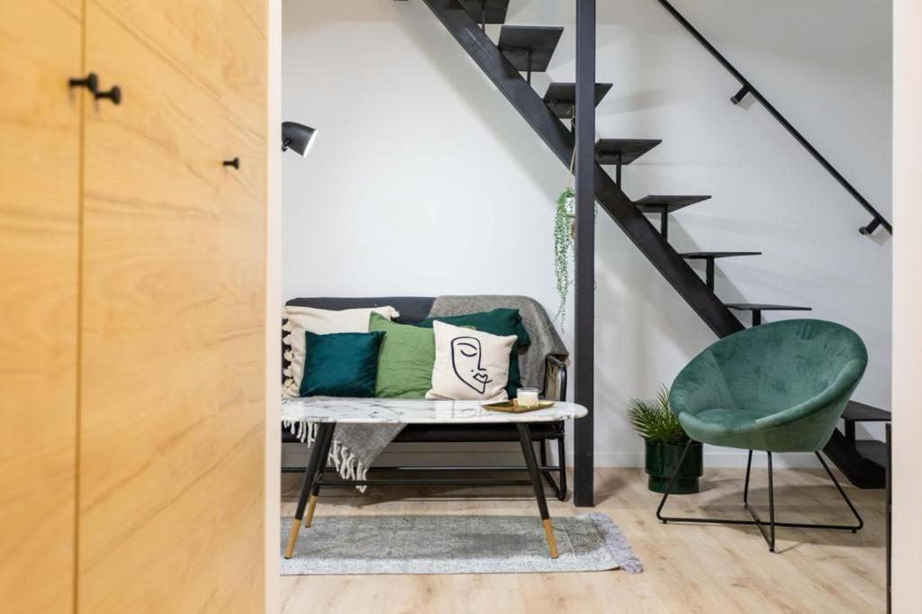 Grand T4 Avec 3Sdb - Quartier Joliette - Ideal Familles Et Groupes Marseille Exterior photo